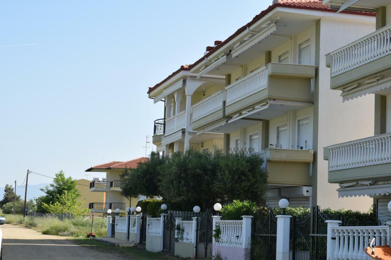 Dimar1 Seaside Apartment Paralia Dionisiou Exterior foto