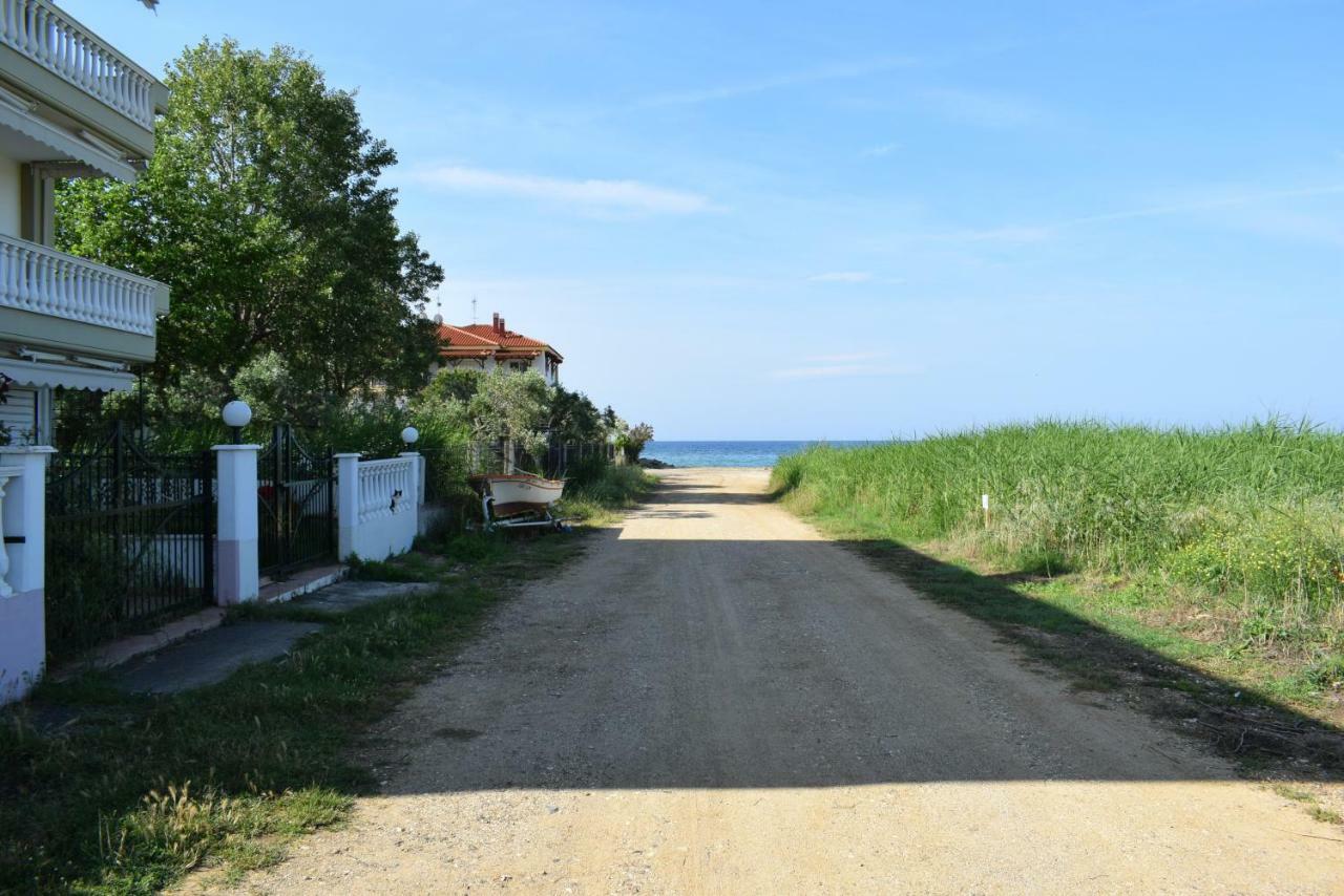 Dimar1 Seaside Apartment Paralia Dionisiou Exterior foto